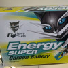 Bu Flycat Super Energy AA karbon pil paketi şunları içerir: